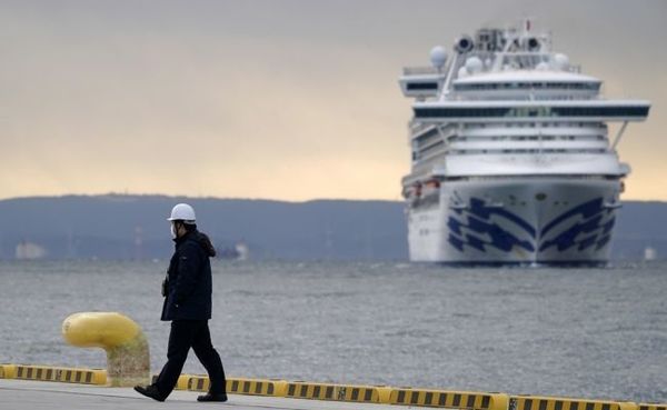 Confirman 20 infectados con Coronavirus en Crucero japones que se mantiene en cuarentena