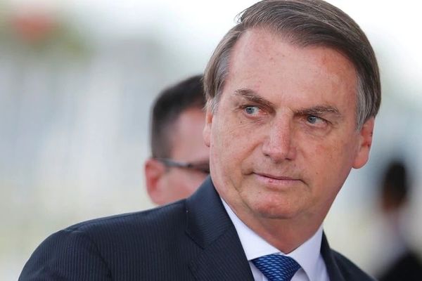 Jair Bolsonaro creó un programa de atención médica en Brasil tras la salida de los galenos cubanos