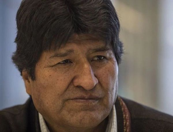 Evo Morales llega a Argentina como refugiado