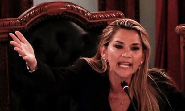 “Me dan pena los mexicanos”, dice la presidenta interina de Bolivia Jeanine Áñez