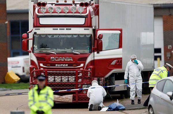 Las 39 personas halladas muertas en un camión en el Reino Unido eran chinas