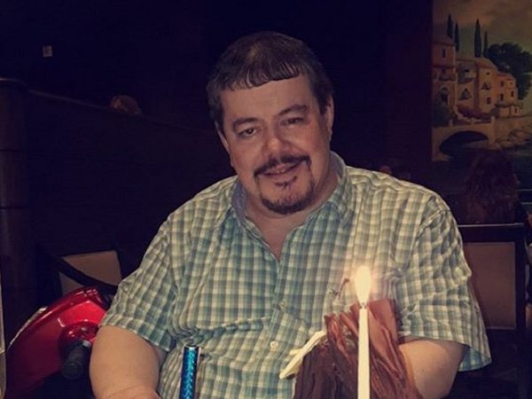 ¿Hendy pio? Rodolfo  Friedmann reclama un dineral a su hermana