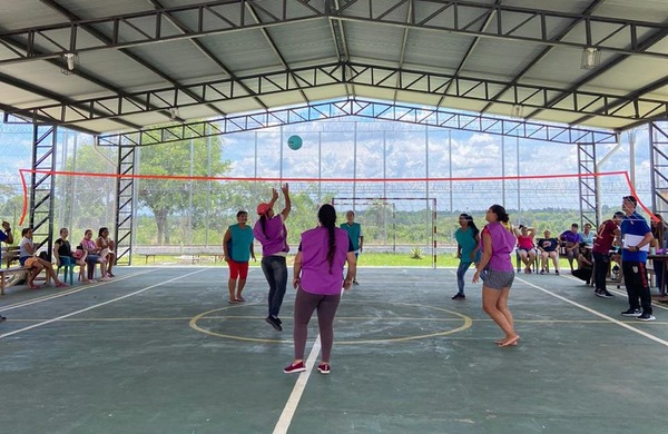 Torneo de Vóley en Centro Penitenciario de Coronel Oviedo | .::Agencia IP::.