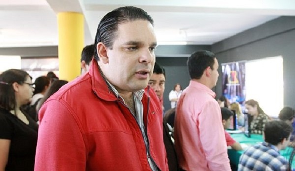 Intentan frenar que empresas nieguen puestos laborales por deudas