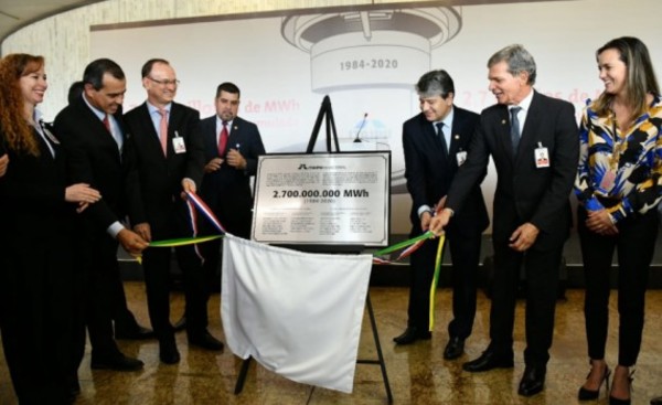 Itaipu logra mayor producción mundial de energía con MWh 2.700.000.000