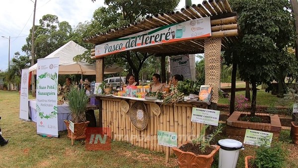 HABILITARON PASEO DE LOS AROMAS Y DEL TERERÉ EN ENCARNACIÓN