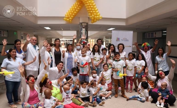 HOY / Pequeños grandes guerreros vencieron al cáncer y lo celebran con fiesta colorida