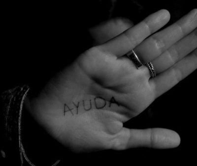 Intentó que su pareja de 23 años se suicide