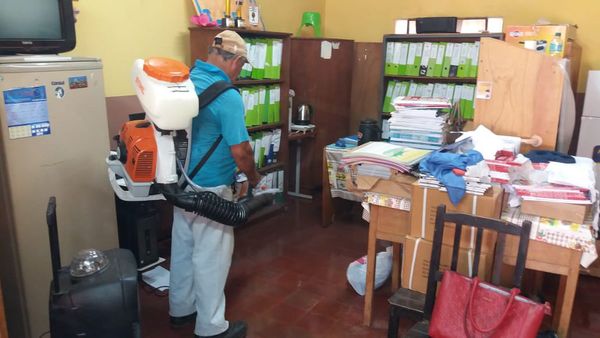 Ñemby: realizan mingas en escuelas para inicio de clases