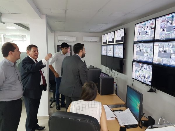 Fiscalía se constituye en el Ministerio de Justicia