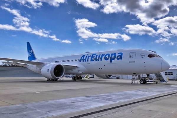 El gobierno argentino y Air Europa acuerdan mantener el vuelo Madrid - Iguazú - Noticde.com