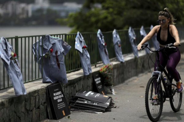 Brasil: Cae el número de asesinatos a menor nivel en 12 años