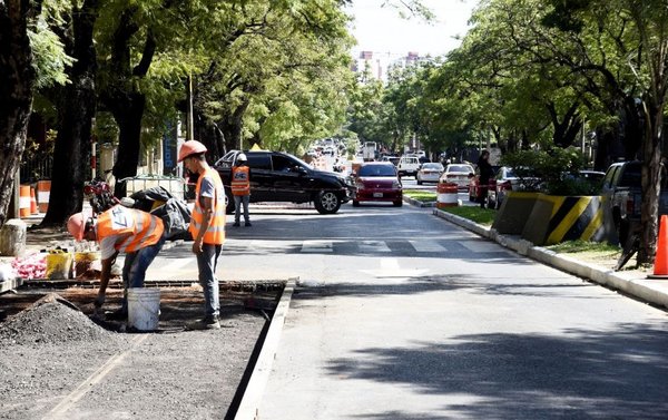 Ferreiro comete otro adefesio en la Avda. Mcal. López, advierten