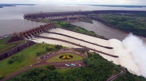 Si el planeta quedara sin energía, Itaipú podría hoy abastecerlo por 43 días