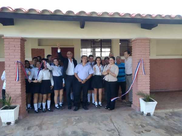 Inauguran obras en Colegio de Itacurubí | Info Caacupe