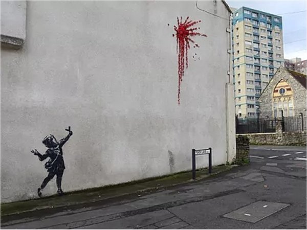 Banksy regala un nuevo mural a Bristol por San Valentín