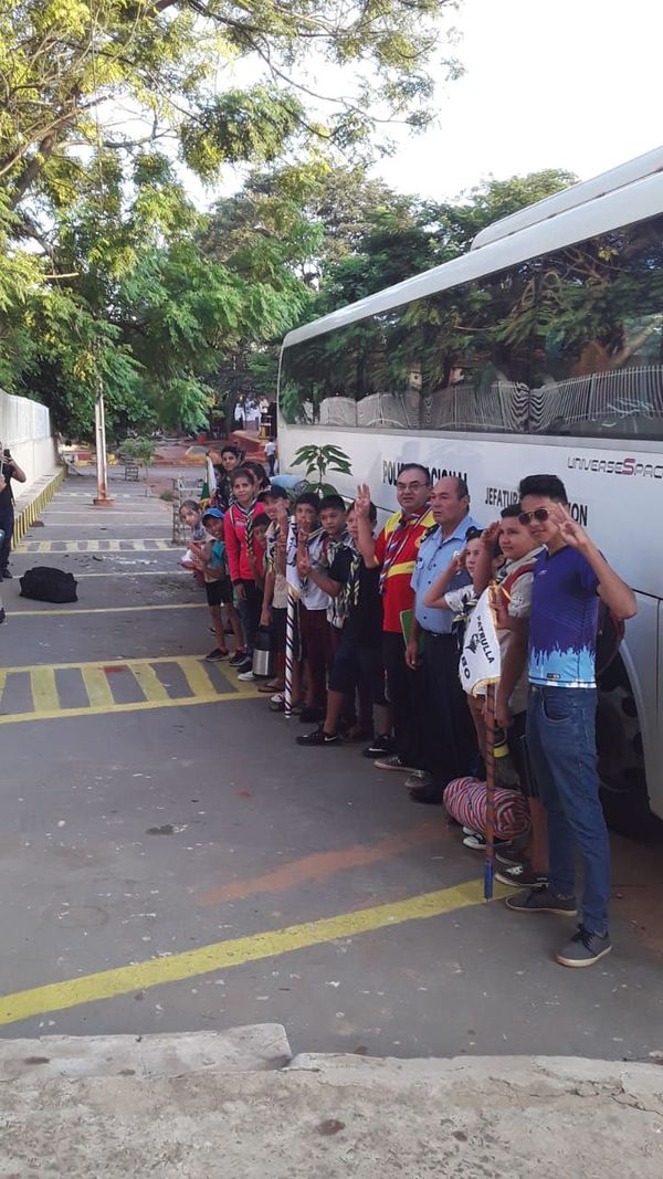 Scouts de Horqueta visitan Asunción para observar edificios históricos - Nacionales - ABC Color