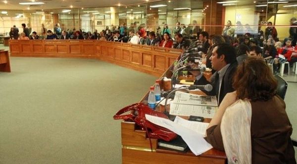 Asunción se declara en estado de emergencia sanitaria y ambiental