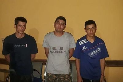 Policías recapturan a 3 presos de los 75 fugados