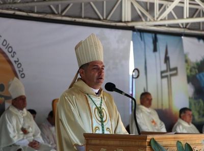 Obispo del Chaco denuncia que Gobierno no entregó víveres durante emergencia de incendios