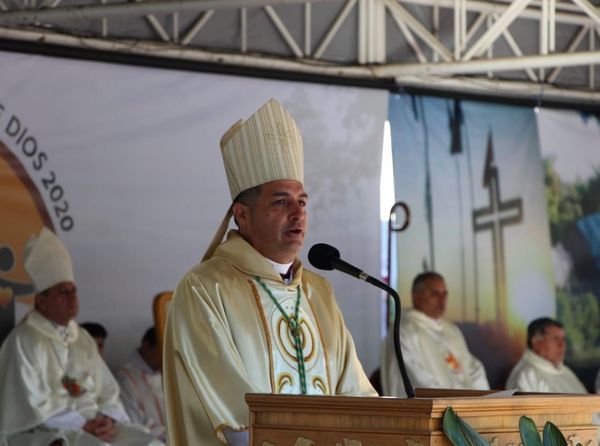 Obispo del Chaco denuncia que Gobierno no entregó víveres durante emergencia de incendios