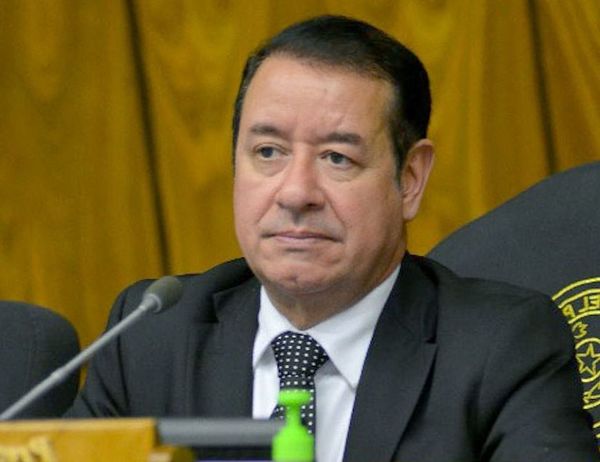 Confirman imputación contra diputado por enriquecimiento ilícito