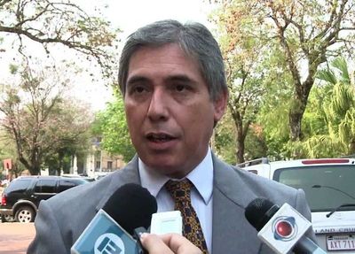 Empresarios del Transporte acusa al Gobierno de negociar con informales