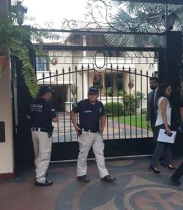Fiscales allanan casa de hermano y sobrino del ex senador Daher