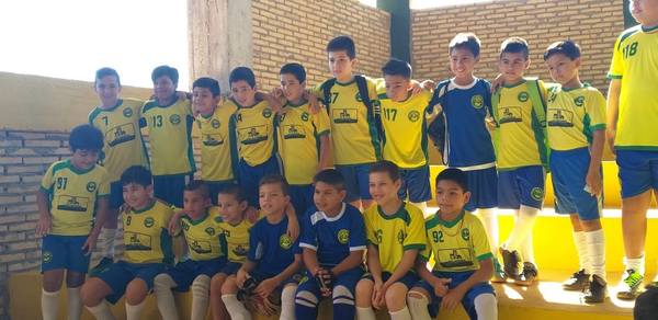 Escuela de Fútbol Semillero Serrano disputó la revancha frente a la Escuela de Fútbol del Club Juventud Cordillerana | Info Caacupe