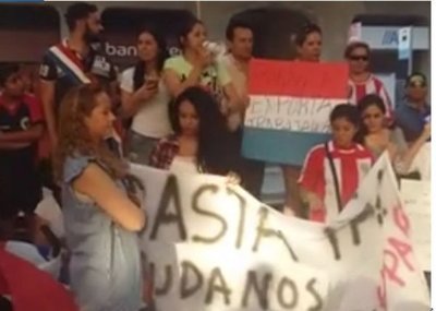 Desde Madrid enviaron G. 12 millones a los “anti lista sábana” | Info Caacupe