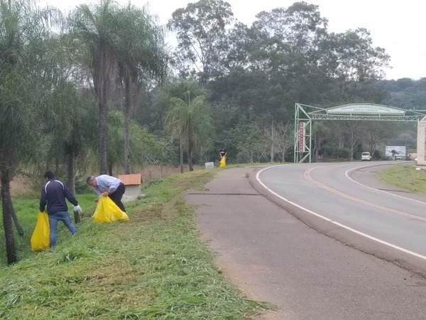 Municipalidad de Itacurubí toma acción y limpia su ciudad | Info Caacupe