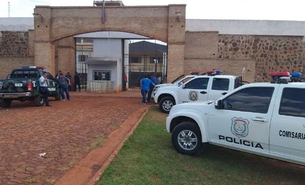 Humillada la Policía rastrillan adyacencias de la cárcel dos días después