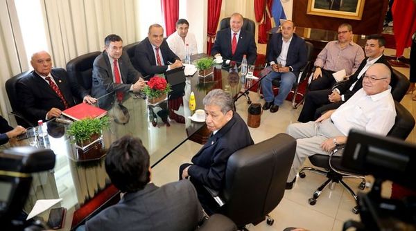 Cúpula colorada cartista se oponen a ley de trazabilidad para control del dinero de las campañas municipales