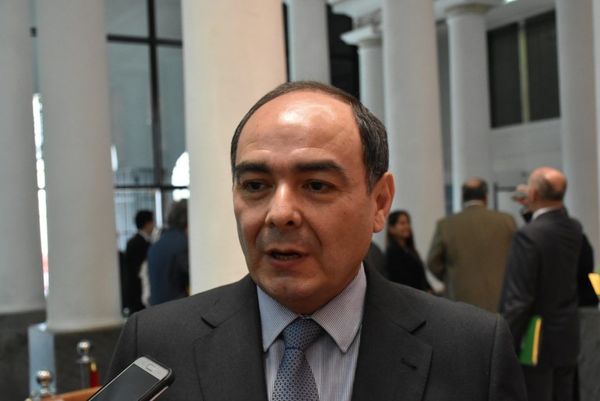 Canciller confirma deseo de adelantar revisión del Tratado de Itaipu para el 2021