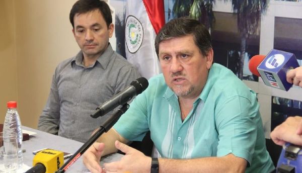 Blas Llano admite que existe una persecución contra el intendente de Lambaré