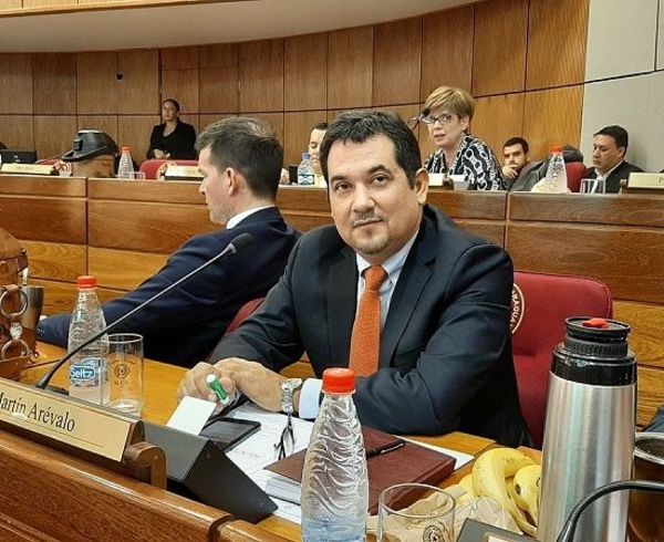 Martin Árevalos admite que Ferreiro tumbo las chances de los outsiders para municipales