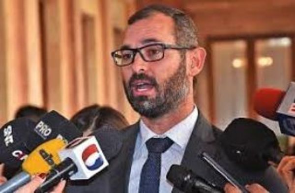 Contrataciones Públicas niega injerencia politica en suspensión de licitación para urnas electrónicas