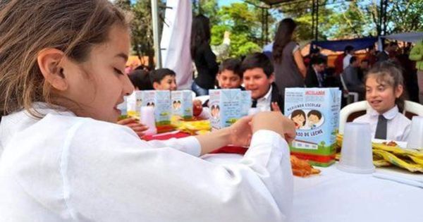 Contrataciones da a conocer 5 gobernaciones que arriesgan provisiones de merienda escolar 2020