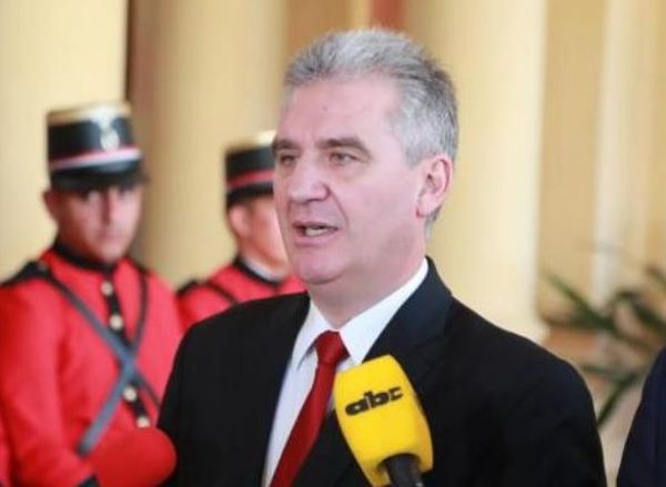 Senadores instan a Mario Abdo mantener buenas relaciones con Argentina