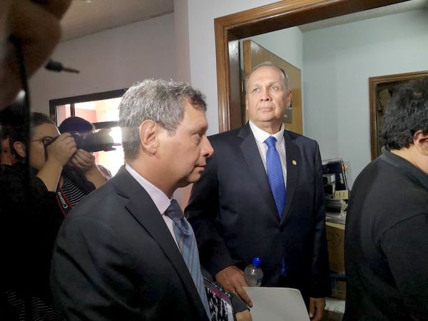 Defensa de Mario Ferreiro presenta nuevas chicanas