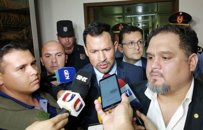 Defensa de diputado apela orden de prisión