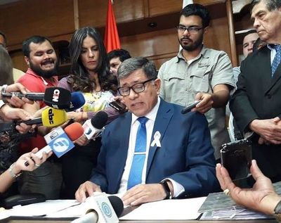 Fiscaloa emite orden de detención contra intendente de Lambaré