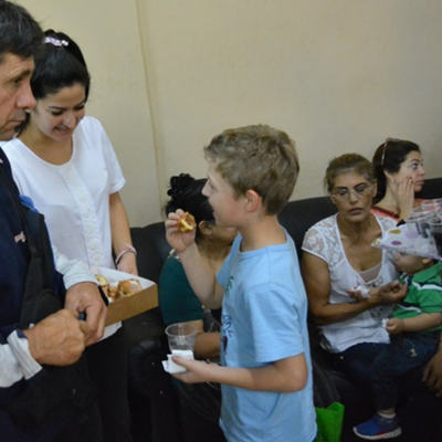 Municipalidad de San Bernardino agasajó con tradicionales bollos a contribuyentes | Info Caacupe