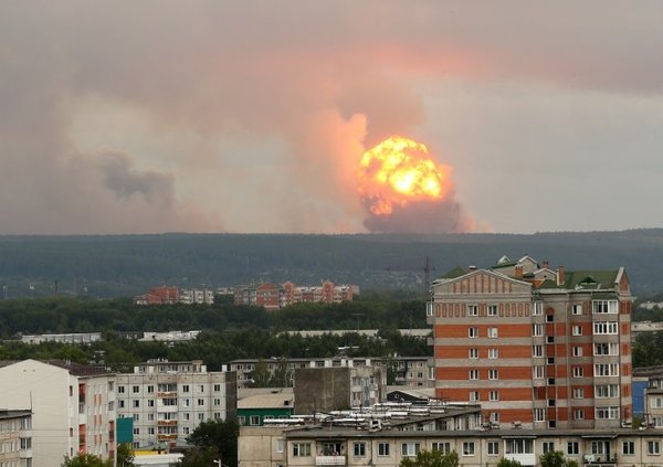 Más de 16.000 personas evacuadas por explosión de un arsenal militar en Rusia | Info Caacupe