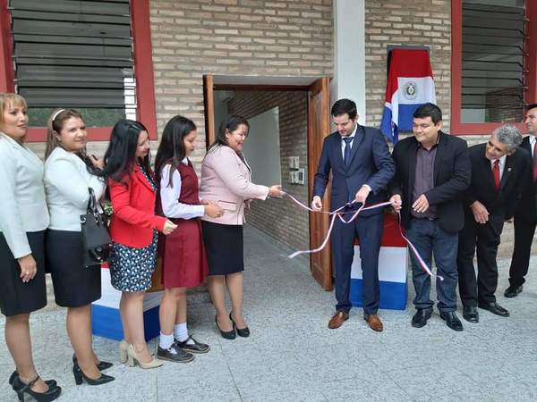 Intendente Municipal de Santa Elena Inaugura Obras sin Precedentes | Info Caacupe