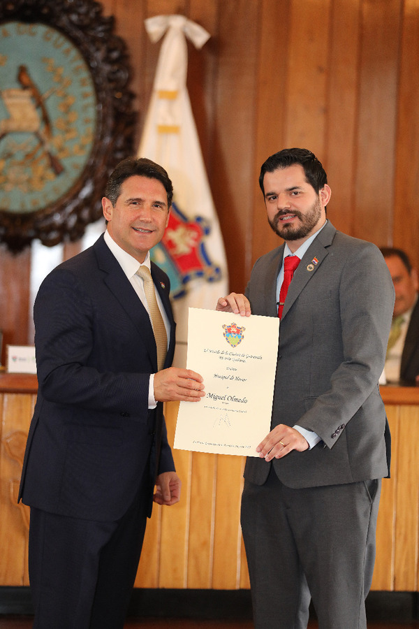 Declaran Huesped de Honor a Intendente de Santa Elena en la Ciudad de Guatemala | Info Caacupe