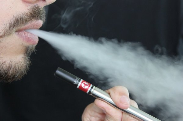 Prohíben usar cigarrillos electrónicos en los espacios públicos y privados | Info Caacupe