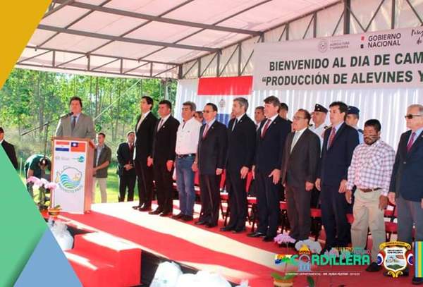 Fructífero encuentro entre autoridades departamentales y nacionales | Info Caacupe