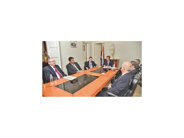CM recalendariza las audiencias ante las masivas renuncias