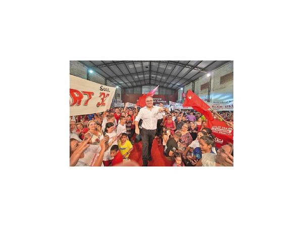 Ullón asegura que es el mejor candidato y espera ser el elegido